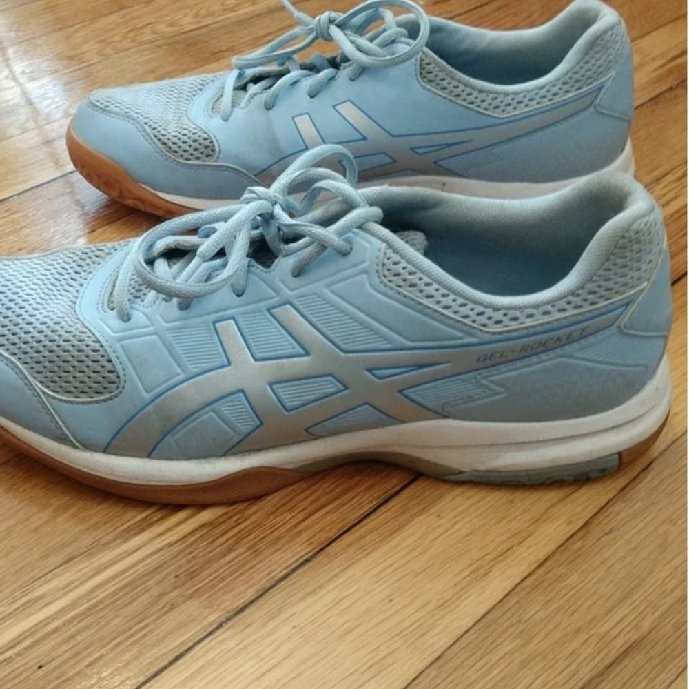Asics sneakers size 11